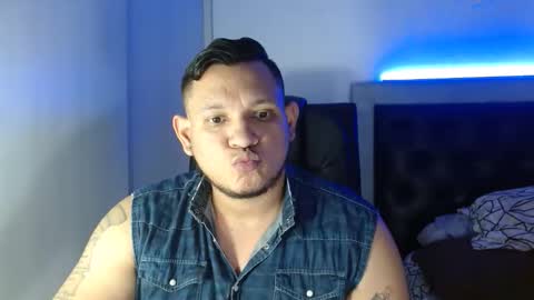 Snapshot of bigthick_blackcock chatting on April 2026 06:58:02 AM MANUEL online show from April 2026 06:58:02 AM