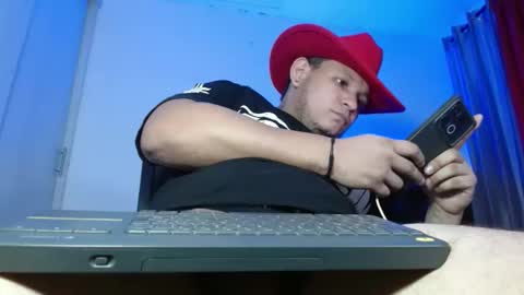 Snapshot of bigthick_blackcock chatting on May 2026 01:14:02 AM MANUEL online show from May 2026 01:14:02 AM