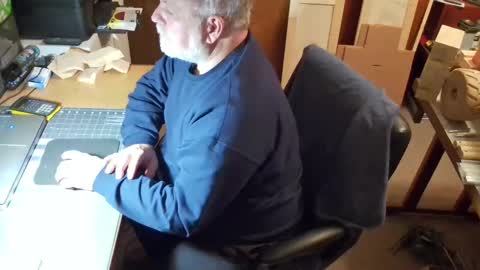 bigthump9999 online show from February 2025 11:56:02 PM