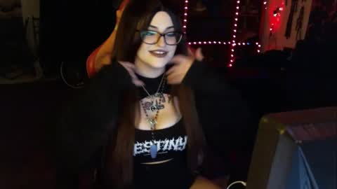 Lealithhh online show from November 2025 10:14:02 AM