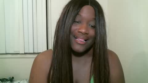 Snapshot of bigtitscassie chatting on January 2025 04:48:01 AM Bigtitscassie online show from January 2025 04:48:01 AM