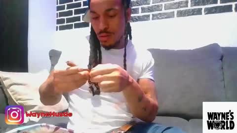 Snapshot of bigwaynebabyxxx chatting on March 2026 04:58:01 AM bigwaynebabyxxx online show from March 2026 04:58:01 AM