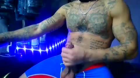 Snapshot of bigwaynebabyxxx chatting on March 2026 05:08:01 PM bigwaynebabyxxx online show from March 2026 05:08:01 PM