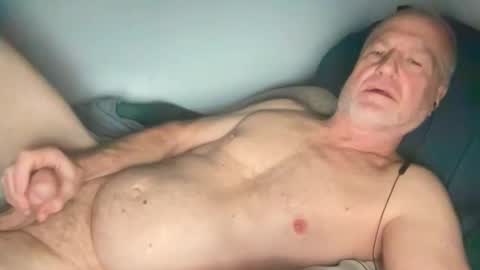 Bigwebone online show from December 2025 04:53:01 AM