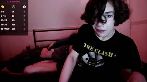 straything online show from June 2026 11:44:01 PM