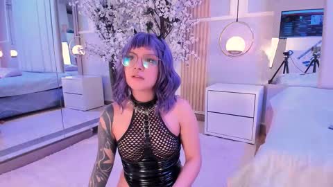 Biizzy online show from November 2025 06:30:02 PM