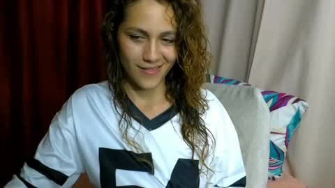hi  soy   natural girl biki online show from May 2026 02:07:02 AM