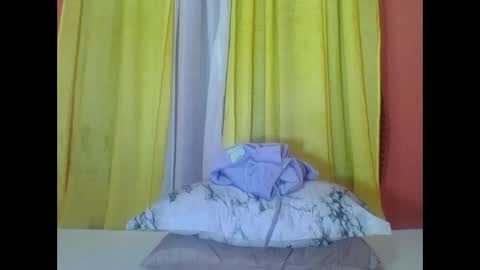 Snapshot of bilion_ass chatting on December 2024 01:06:01 AM TREZAH online show from December 2024 01:06:01 AM