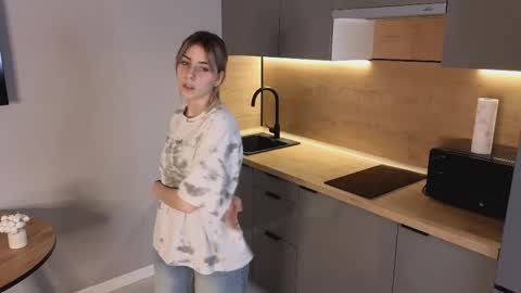 Milla online show from April 2026 06:11:01 AM