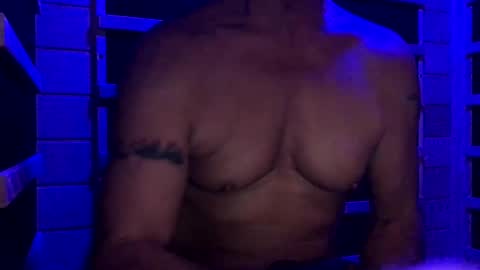 billy471 online show from December 2024 03:39:01 PM