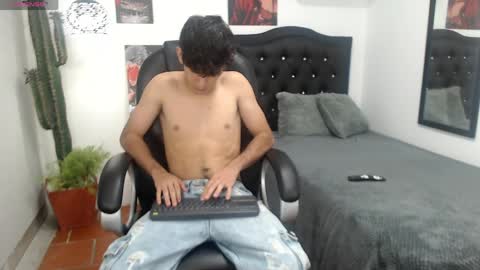 Snapshot of billy_wild chatting on June 2026 11:23:01 AM billy wild online show from June 2026 11:23:01 AM