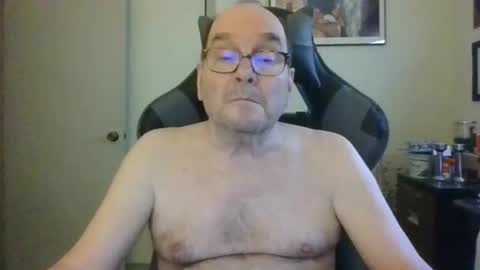 Snapshot of bink195234 chatting on May 2026 04:02:01 PM Bink195234 online show from May 2026 04:02:01 PM