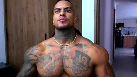 dariux john online show from May 2026 10:26:01 PM
