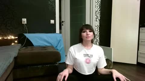 Snapshot of birdie_kiss chatting on February 2026 07:07:01 PM birdie_kiss online show from February 2026 07:07:01 PM