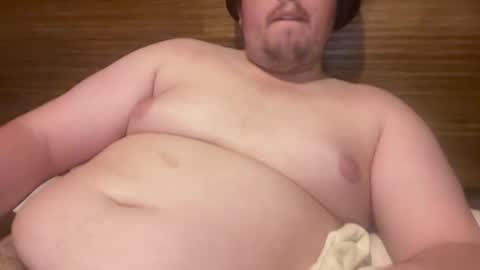 Snapshot of bisexualchubbyboy chatting on May 2026 10:44:01 AM james online show from May 2026 10:44:01 AM