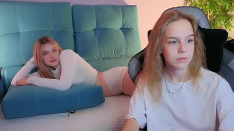 Snapshot of bjliki chatting on September 2025 09:20:01 AM Julia online show from September 2025 09:20:01 AM