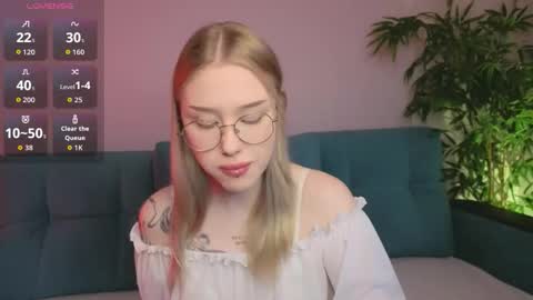 Julia online show from March 2026 02:20:02 PM