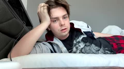 Snapshot of bkennedy829 chatting on February 2026 04:32:01 PM bkennedy829 online show from February 2026 04:32:01 PM