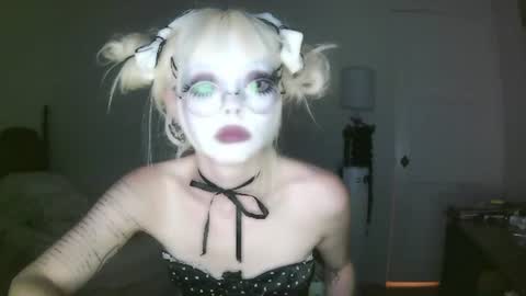 vampire fang  online show from July 2026 07:15:02 AM