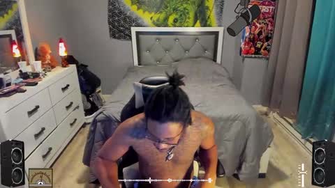 Plant Base Streamers From Pennsylvania online show from January 2025 12:12:01 AM