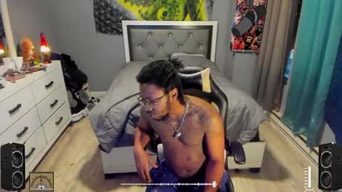 Plant Base Streamers From Pennsylvania online show from January 2025 10:51:01 PM