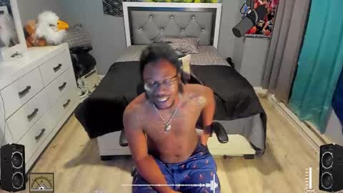 Plant Base Streamers From Pennsylvania online show from January 2025 11:18:01 PM