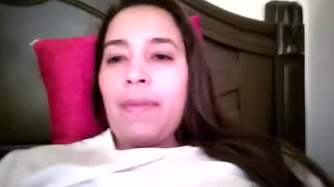 Snapshot of black_and_whithexx chatting on February 2026 03:50:01 PM black and white online show from February 2026 03:50:01 PM