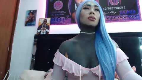 karenth soto online show from January 2025 10:17:02 PM