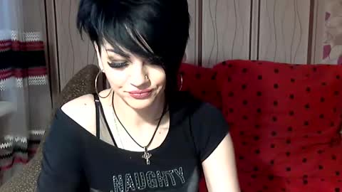 black_hot_01 online show from January 2025 10:06:02 AM