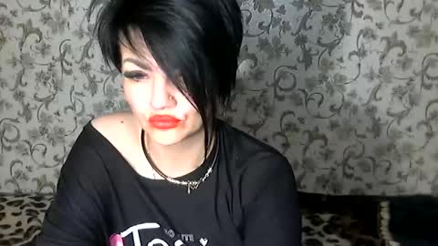 black_hot_01 online show from September 2025 10:10:02 PM