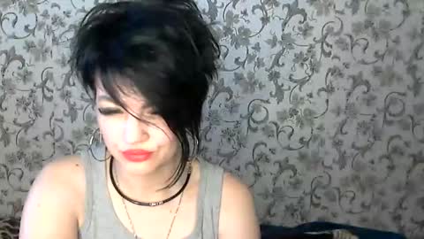 black_hot_01 online show from October 2025 11:10:01 AM