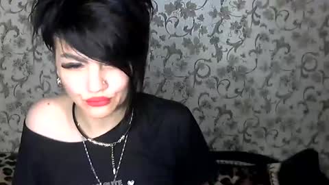 black_hot_01 online show from October 2025 10:33:01 PM