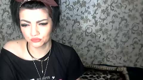 black_hot_01 online show from November 2025 05:17:01 AM