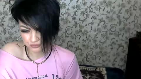 black_hot_01 online show from November 2025 05:51:01 AM