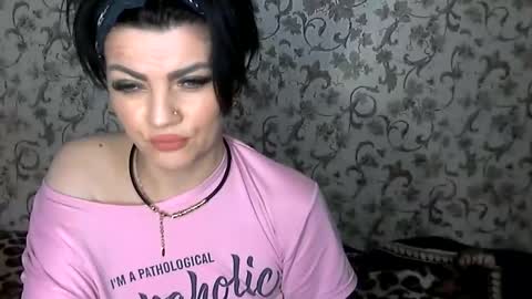 black_hot_01 online show from November 2025 05:17:01 AM