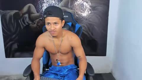 Snapshot of black_johnsonn chatting on December 2024 02:49:01 PM black johnsonn online show from December 2024 02:49:01 PM