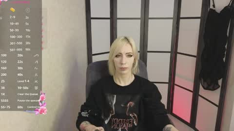 Emily online show from May 2026 08:32:02 AM