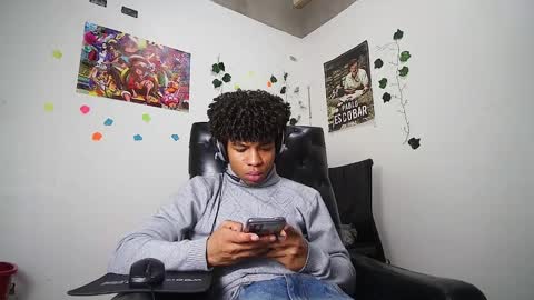 Snapshot of black_tentationx chatting on February 2025 04:25:01 AM black_tentationx online show from February 2025 04:25:01 AM