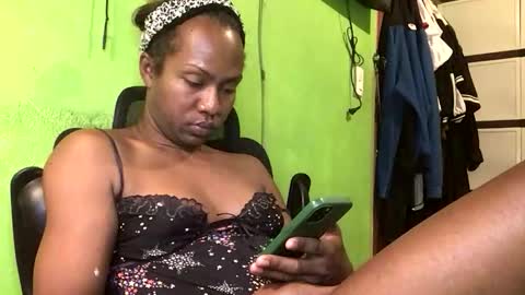 Crystal online show from October 2025 07:35:02 PM