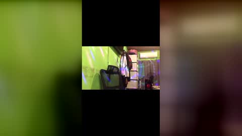 Crystal online show from December 2025 06:33:02 AM