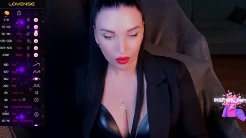 blackberry_star online show from December 2024 11:07:02 AM