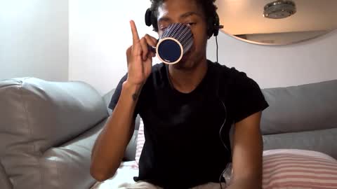 BlackBullTitus online show from October 2025 10:42:01 PM