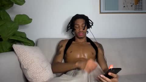 BlackBullTitus online show from December 2025 03:16:02 AM