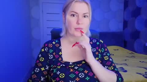 blackeyes11 online show from March 2026 12:58:01 AM