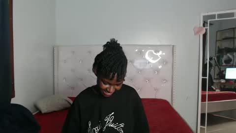 Snapshot of blackmelaninqueen chatting on October 2025 02:09:02 AM Cleo online show from October 2025 02:09:02 AM