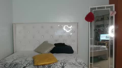 Snapshot of blackmelaninqueen chatting on February 2026 06:59:01 PM Cleo online show from February 2026 06:59:01 PM