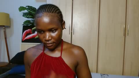 Snapshot of blackmellanin_ chatting on January 2025 07:21:02 AM Smiley sylivia online show from January 2025 07:21:02 AM