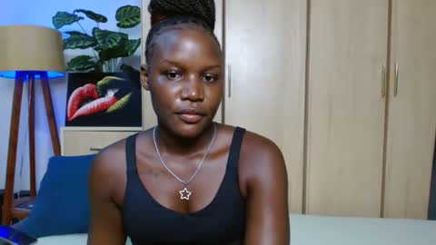 Snapshot of blackmellanin_ chatting on February 2025 03:29:02 AM Smiley sylivia online show from February 2025 03:29:02 AM