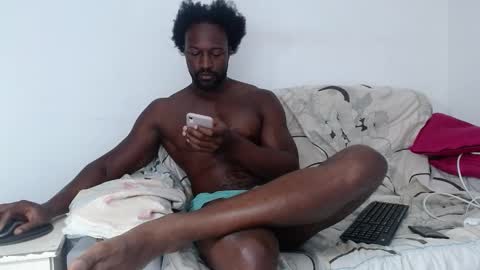 Snapshot of blacknikes chatting on February 2026 02:17:02 PM Twtter 1MikeBeckford Onlyfns beckfordmike online show from February 2026 02:17:02 PM