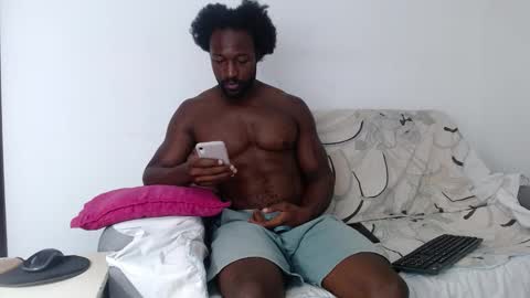 Snapshot of blacknikes chatting on February 2026 06:23:01 AM Twtter 1MikeBeckford Onlyfns beckfordmike online show from February 2026 06:23:01 AM